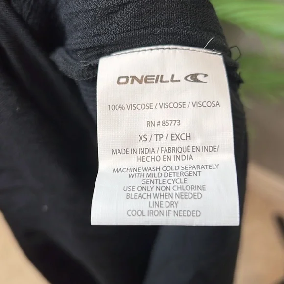 NWT O’Neill Frances Swim Cover Up Resort Beach Black XS Embroidered Macy’s - Picture 14 of 14